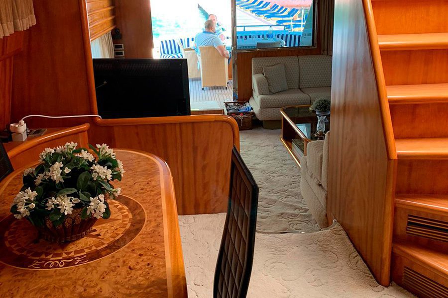 Alanya Yacht Rental 26m Ferretti 80